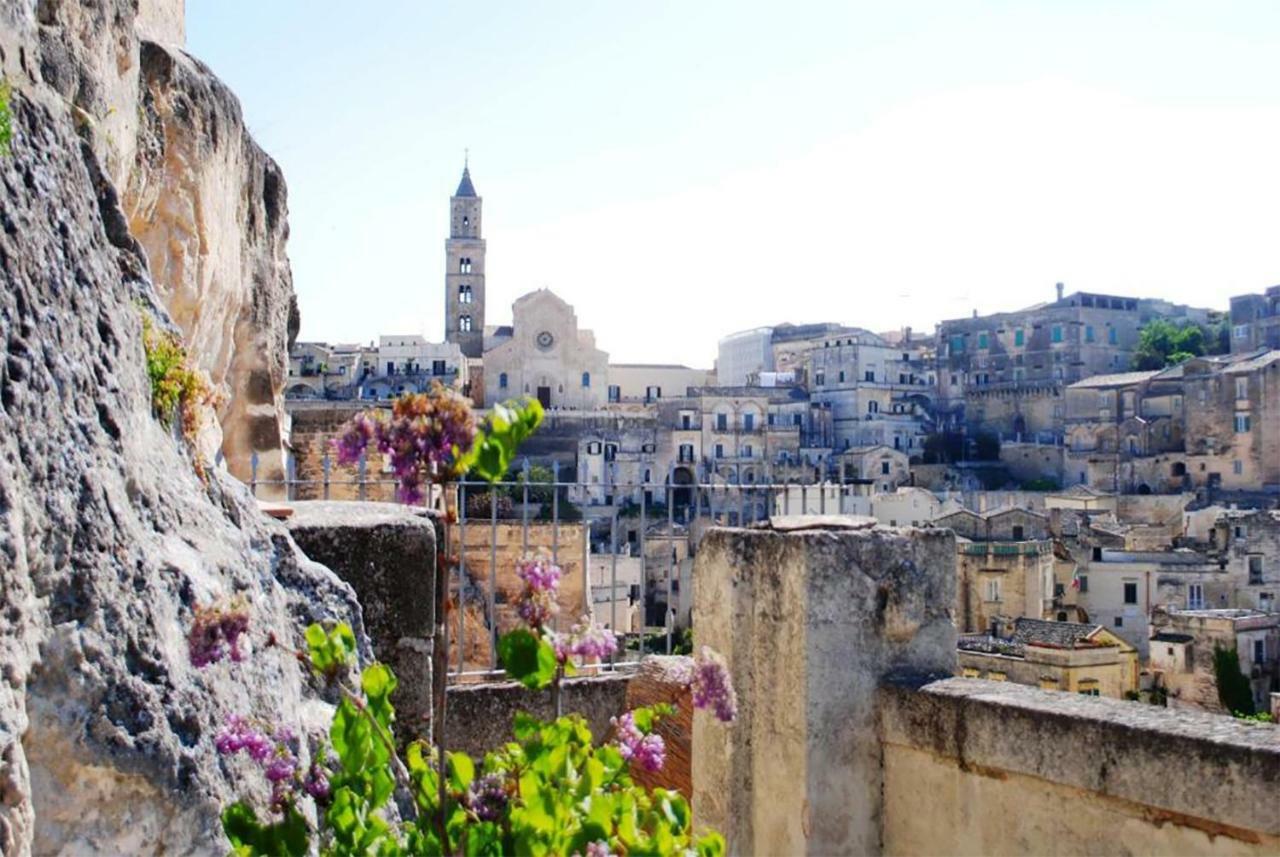 ホテル L' Abbraccio Dei Sassi マテーラ エクステリア 写真